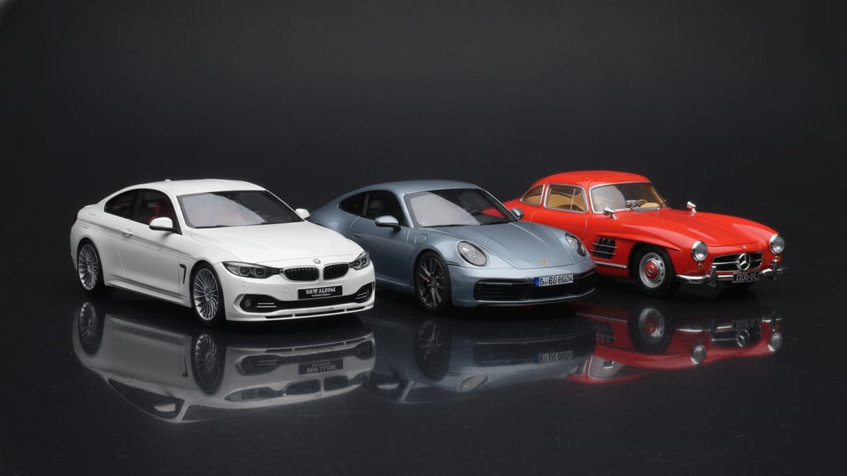 Modello Porsche in scala 1:18 da collezione su fondo studio pulito &mdash; offerta primo ordine Models118