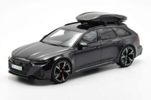 Audi RS6 C8 Avant Mythos Nero Con Tetto in Carbonio Edizione Asia GT Spirit 1:18