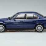 BMW Alpina B10 4.6 E34 Blu MCG 1:18
