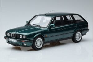 BMW 325i E30 Touring Verde Metallizzato Norev 1:18