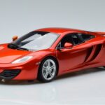 McLaren McLaren MP4-12C Coupé Con Stig Figurina Top Gear Minichamps 1:18 1:18 Metallo