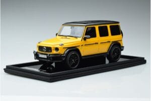 Mercedes AMG G63 W463 Giallo MotorHelix 1:18