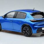 Peugeot Peugeot 208 GT Line Blu Otto 1:18 1:18 Resina