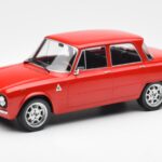 Alfa Romeo Giulia Nuova Super Rosso Custom Wheels MCG 1:18 MCG18333