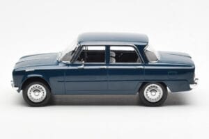 Alfa Romeo Giulia TI Blu Petrolio Norev 1:18 187971 Pressofusione — immagine 3 di 6