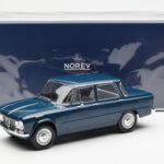 Alfa Romeo Giulia TI Blu Petrolio Norev 1:18 - image 6 of 6