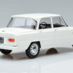 Alfa Romeo Giulia Ti Super Norev 1:18 187970 Pressofusione - image 2 of 6