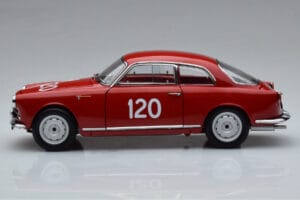 Alfa Romeo Giulietta SV #120 Mille Miglia 1956 Kyosho 1:18 08957A Pressofusione — immagine 4 di 9