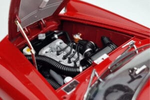 Alfa Romeo Giulietta SV #24 Targa Florio 1958 Kyosho 1:18 08957B Pressofusione — immagine 8 di 9