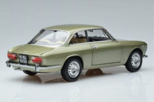 Alfa Romeo GTV 2000 Verde Edizione Limitata Norev 1:18 187913 Pressofusione — immagine 3 di 7