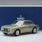 Alfa Romeo GTV 2000 Verde Edizione Limitata Norev 1:18 187913 Pressofusione - image 7 of 7