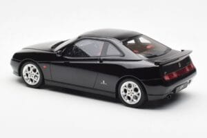 Alfa Romeo GTV V6 916 Nero Otto 1:18 OT1057 Resina — immagine 5 di 6