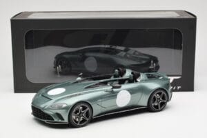 Aston Martin V12 Speedster Verde Metallic GT Spirit 1:18 GT906 Resina — immagine 6 di 6
