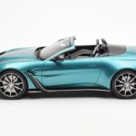 Aston Martin V12 Vantage Roadster Tayos Turchese Verde GT Spirit 1:18 GT445 - image 3 of 6