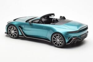 Aston Martin V12 Vantage Roadster Tayos Turchese Verde GT Spirit 1:18 GT445 Resina — immagine 5 di 6