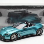 Aston Martin V12 Vantage Roadster Tayos Turchese Verde GT Spirit 1:18 GT445 - image 6 of 6