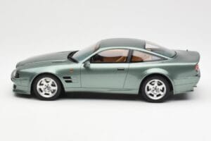 Aston Martin V8 Vantage Verde GT Spirit 1:18 GT345 Resina — immagine 3 di 6