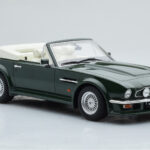 Aston Martin V8 Vantage Volante Verde GT Spirit 1:18 - image 4 of 6