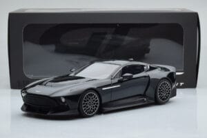 Aston Martin Victor Nero GT Spirit 1:18 GT428 Resina — immagine 6 di 6