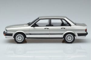 Audi 80 B2 Quattro Otto 1:18 OT940 Resina — immagine 3 di 6
