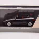 Audi A3 8P Cabriolet Nero Minichamps 1:43 - image 4 of 4