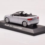 Audi A3 8P Cabriolet Argento Minichamps 1:43 - image 3 of 4