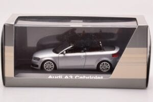 Audi A3 8P Cabriolet Argento Minichamps 1:43 5010803323 Pressofusione — immagine 4 di 4