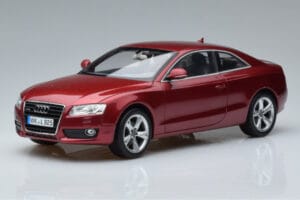 Audi A5 B8 Rosso Granato Norev 1:18 188352 Pressofusione