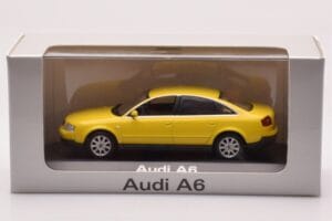 Audi A6 C5 Giallo Minichamps 1:43 IND47004 Pressofusione — immagine 4 di 4