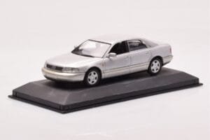 Audi A8 D2 Argento Striscia Verde Minichamps 1:43 AUDI-264455 Pressofusione — immagine 2 di 4