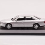 Audi A8 D2 Argento Minichamps 1:43