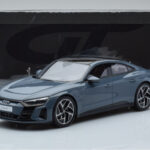 Audi E-Tron GT Grigio GT Spirit 1:18 - image 6 of 6