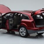 Audi Q7 4L Rosso Granato Kyosho 1:18 - image 5 of 8