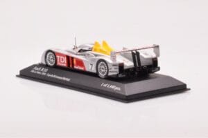 Audi R10 TDI LMP1 #7 R. Capello / T. Kristensen / A. McNish 24 Hours of Le Mans 2006 Minichamps 1:43 400061607 Pressofusione — immagine 3 di 4