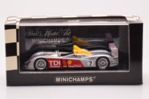 Audi R10 TDI LMP1 #7 R. Capello / T. Kristensen / A. McNish 24 Hours of Le Mans 2006 Minichamps 1:43 400061607 Pressofusione — immagine 4 di 4