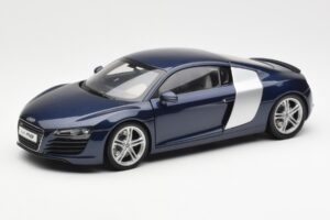 Audi R8 4.2 FSI V8 Blu Kyosho 1:18 09213BL