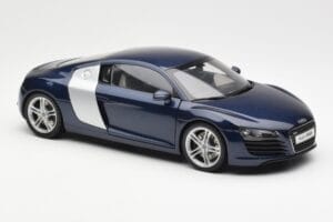 Audi R8 4.2 FSI V8 Blu Kyosho 1:18 09213BL Pressofusione — immagine 6 di 8