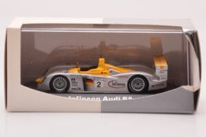 Audi R8 Infineon #2 Winner ALMS Petit Le Mans 2002 Minichamps 1:43 400021382 Pressofusione — immagine 4 di 4