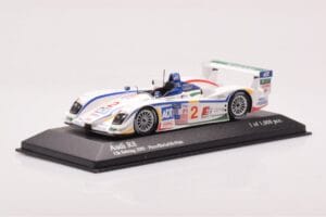 Audi R8 #2 E. Pirro / F. Biela / A. McNish 12 Hours of Sebring 2nd Place 2005 Minichamps 1:43 400051302 Pressofusione — immagine 2 di 4