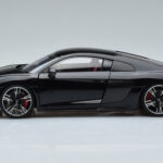 Audi R8 Performance Nero Kengfai 1:18 - image 5 of 10