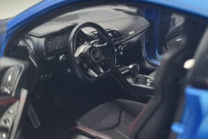 Audi R8 Performance Blu Kengfai 1:18 VAKF-0355 Pressofusione — immagine 8 di 10