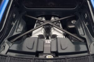Audi R8 Performance Blu Kengfai 1:18 VAKF-0355 Pressofusione — immagine 9 di 10
