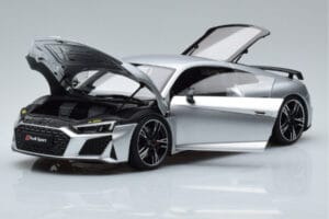 Audi R8 Performance Argento Kengfai 1:18 VAKF-0354 Pressofusione — immagine 2 di 10