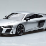 Audi R8 Performance Argento Kengfai 1:18
