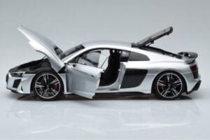 Audi R8 Performance Argento Kengfai 1:18 VAKF-0354 Pressofusione — immagine 4 di 10