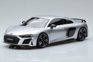 Audi R8 Performance Argento Kengfai 1:18
