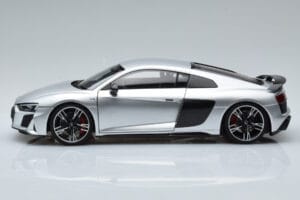 Audi R8 Performance Argento Kengfai 1:18 VAKF-0354 Pressofusione — immagine 5 di 10