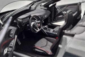 Audi R8 Spyder Performance Nardo Grigio Kengfai 1:18 VAKF-0352 Pressofusione — immagine 9 di 11