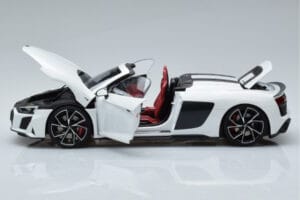 Audi R8 Spyder Performance Bianco Kengfai 1:18 VAKF-0351 Pressofusione — immagine 5 di 11