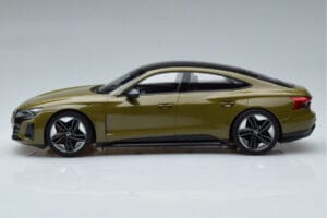 Audi RS E-Tron GT Oliva Norev 1:18 188380 Pressofusione — immagine 3 di 6